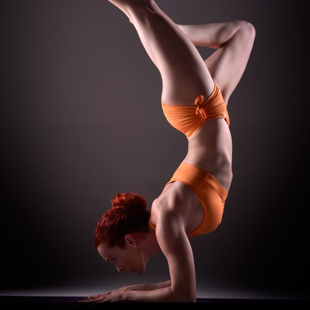 Mika Yoga Wear Bra, Mikaela Racerback